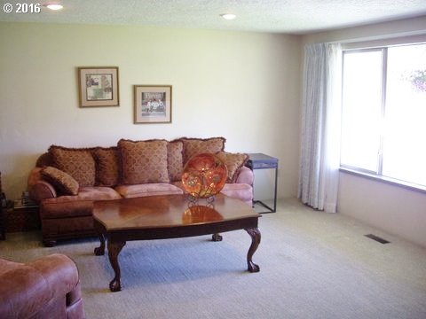 For Sale: 4311 SW Runnion Ct Pendleton, OR 97801