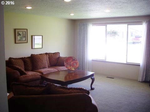 For Sale: 4311 SW Runnion Ct Pendleton, OR 97801
