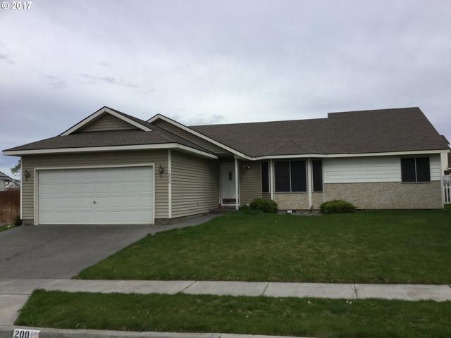 1563 E Main St