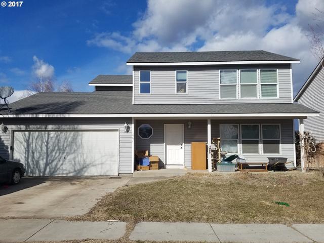 1563 E Main St