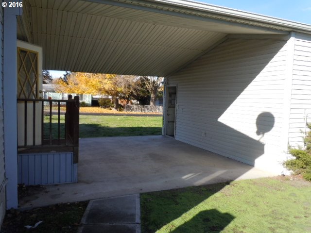 265 W Center St