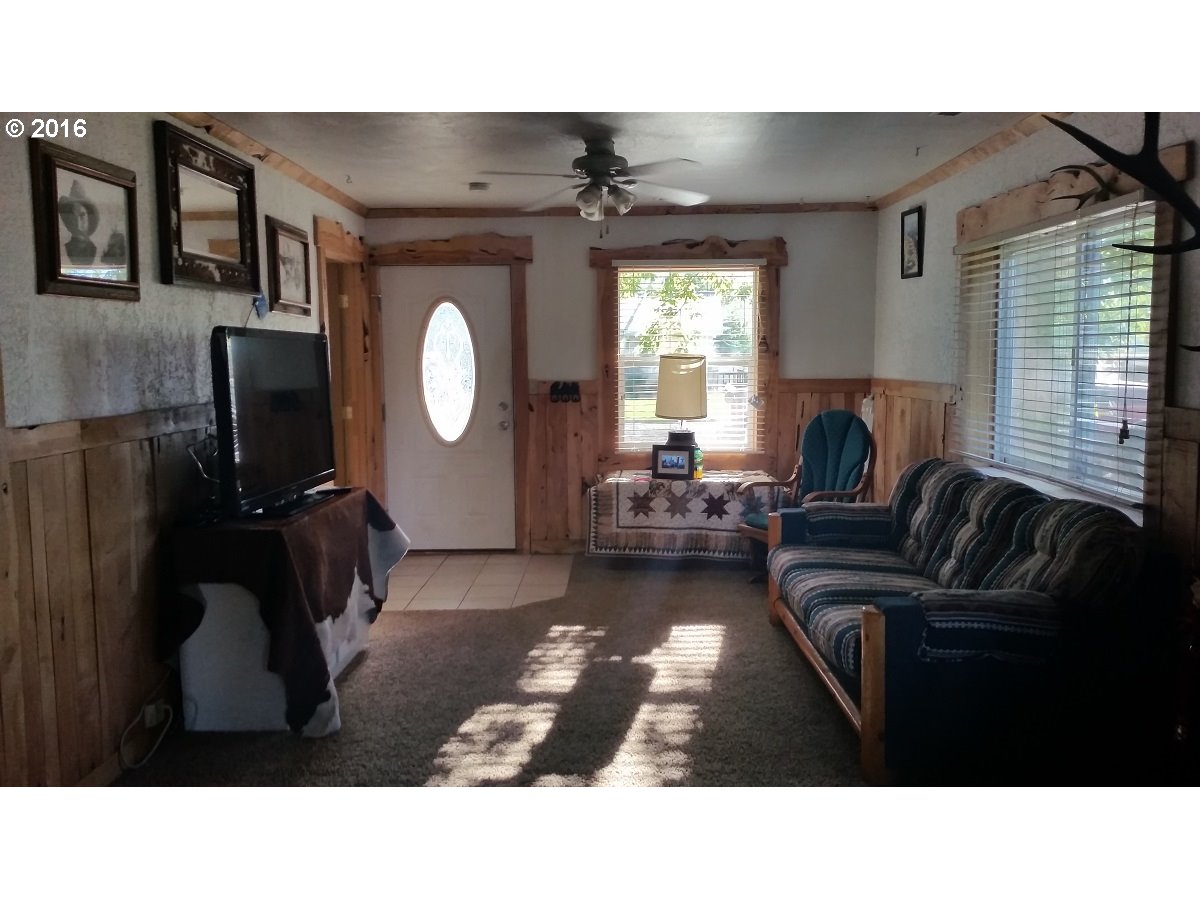 For Sale: 515 S 4th St Union, OR 97883