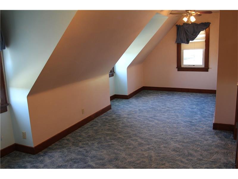 3256 Kennett Sq