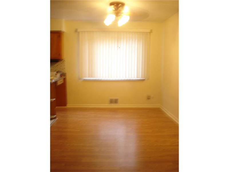 405 Esther Ave