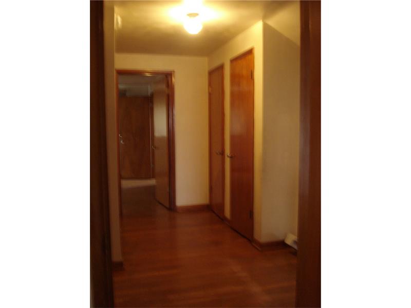 405 Esther Ave
