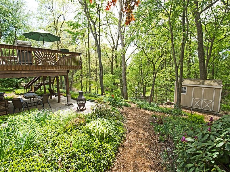 220 Sylvan Dr