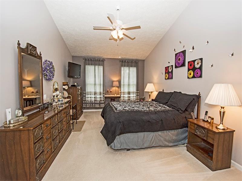 220 Sylvan Dr