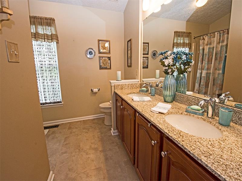 220 Sylvan Dr