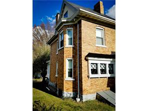 830 7th Ave