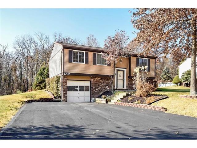 1052 Barnsley Dr