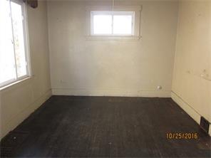 1111 Craig St