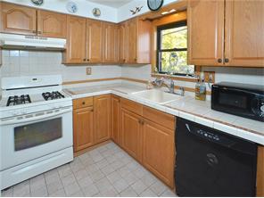 2523 Highland