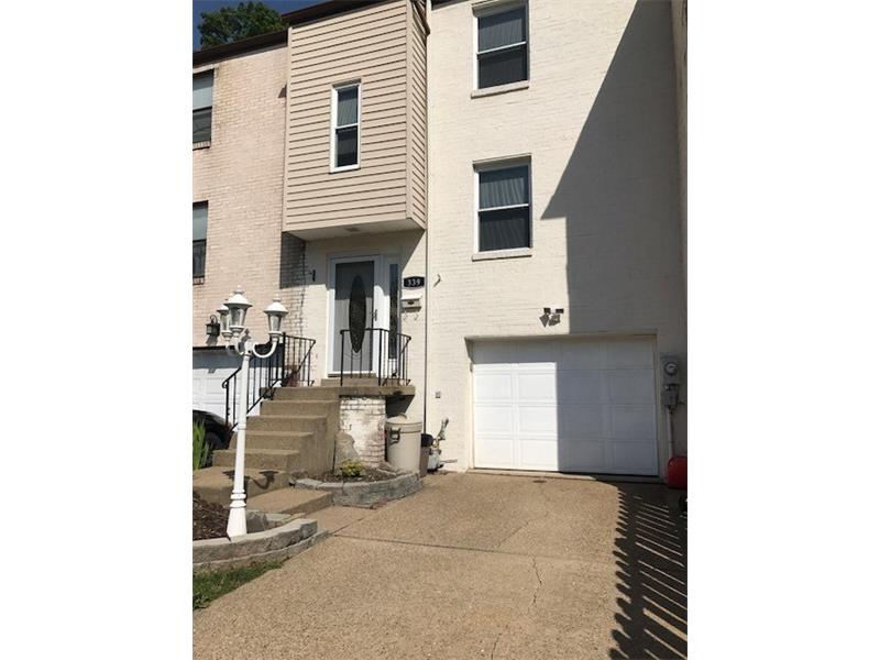 320 James St