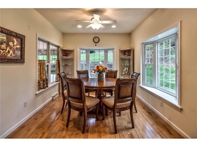 128 S Mccoy Pl