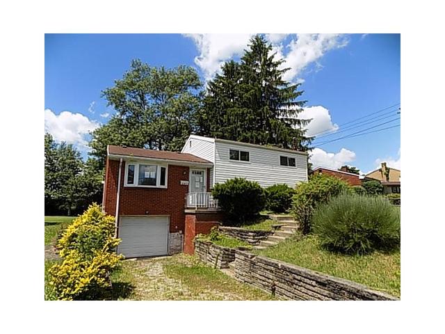 452 Rainier Dr