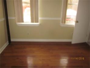 35 Gibb St