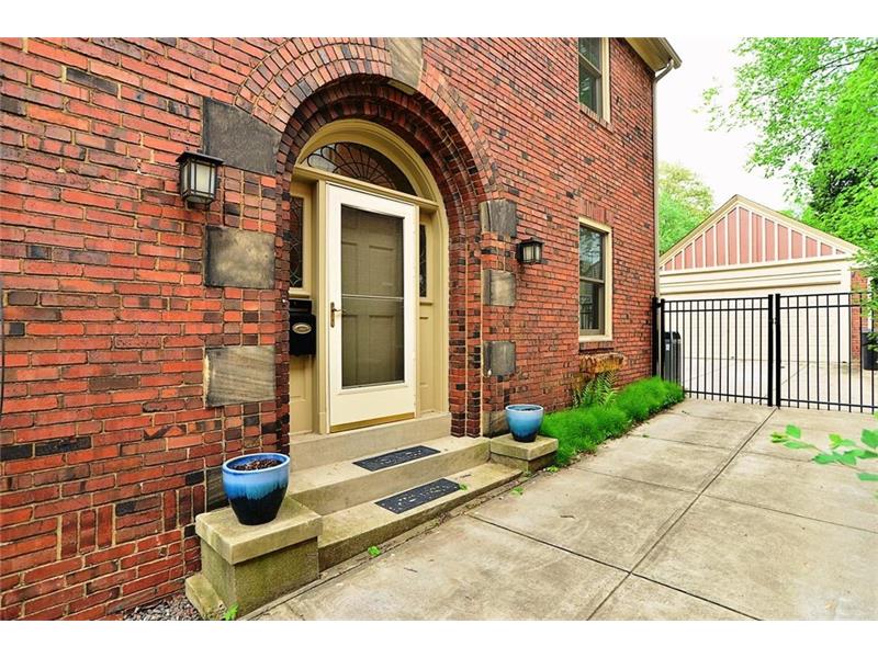 725 N Beatty
