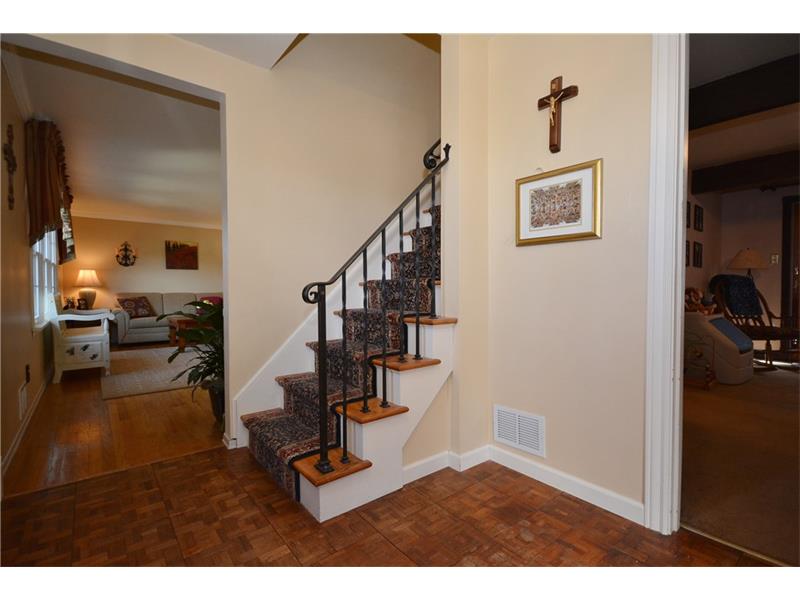 11 Cypress Dr