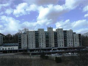 For Sale: 2160 Greentree Rd #309W Pittsburgh, PA 15220
