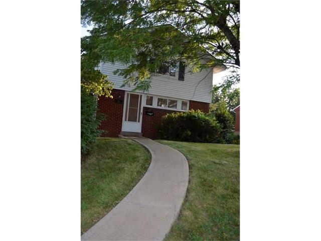 341 Churchill Rd