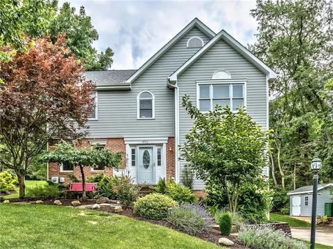 1601 Oakleaf Ln