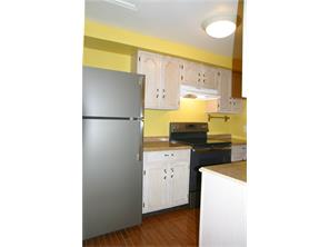 83 Pin Oak Ct