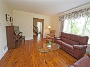 For Sale: 220 Field Clb Pittsburgh, PA 15238