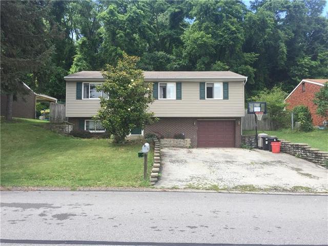 658 Twin Oak Dr