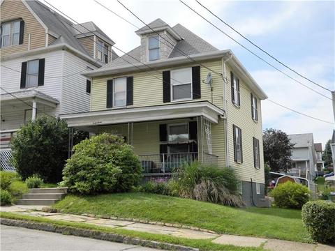 47 W Hallam