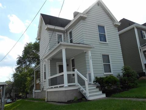 47 W Hallam