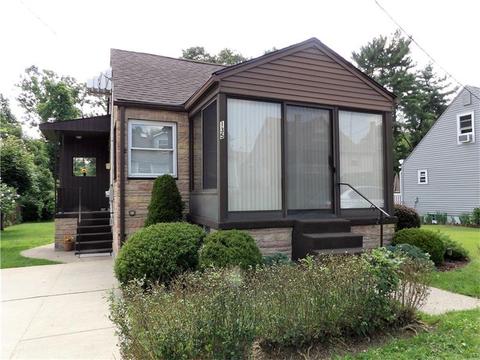 143 Greenwood Dr