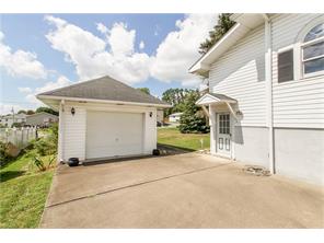709 N Main St