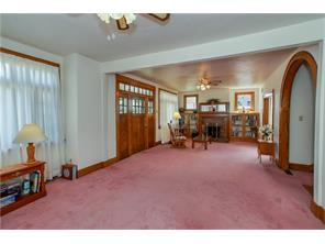 709 N Main St
