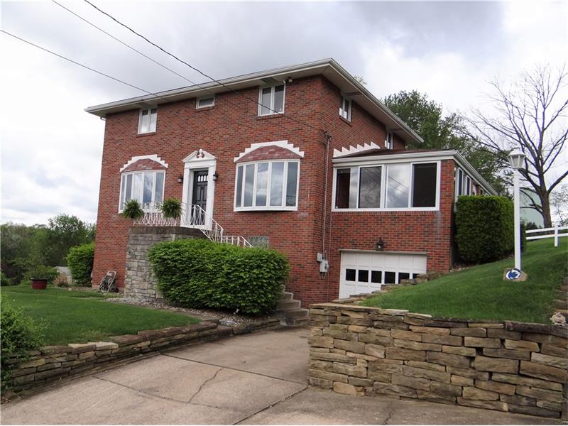 1105 Crestwood Dr