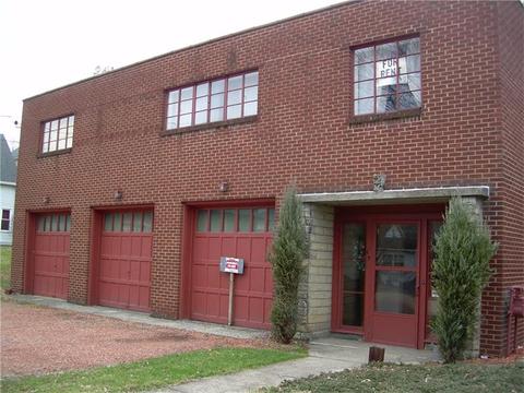 207 N 9th St