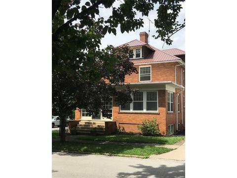 141 Greenview Dr