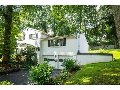 201 Beechwood Blvd
