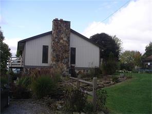 102 E Circle Dr