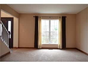 302 Locust Ln