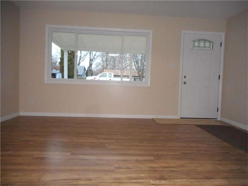 298 Crestwood Dr