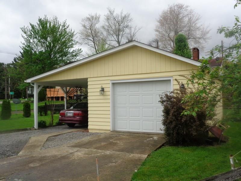 6 Meadow Ln