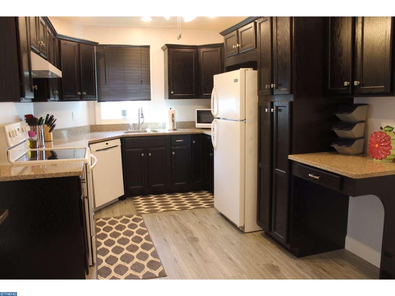 1022 Walnut