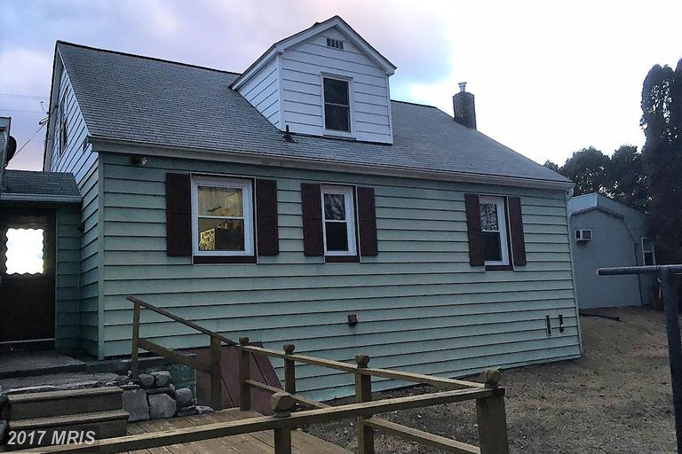102 Hoke Dr