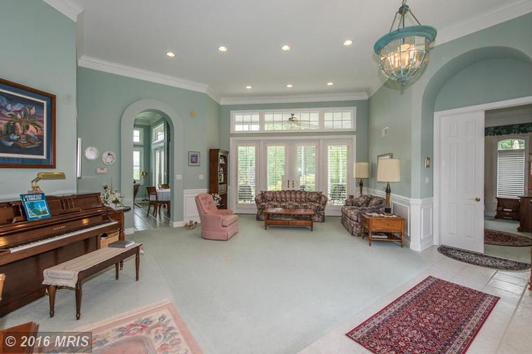 For Sale: 6229 Greenbriar Ter Fayetteville, PA 17222