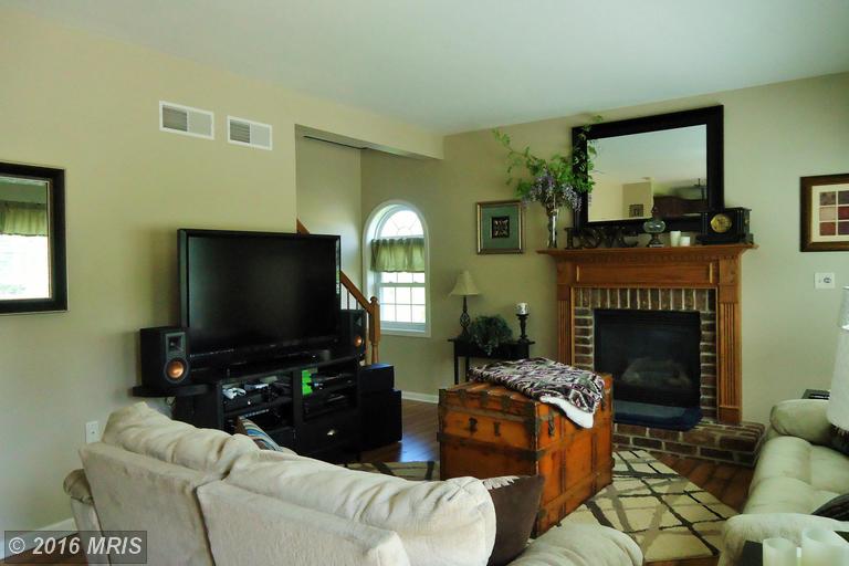 13992 Charles Dr, Waynesboro PA 17268