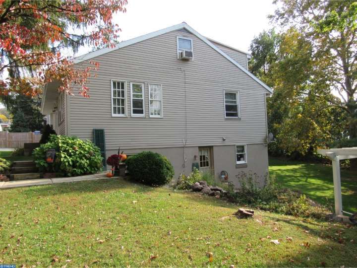 121 Spruce St