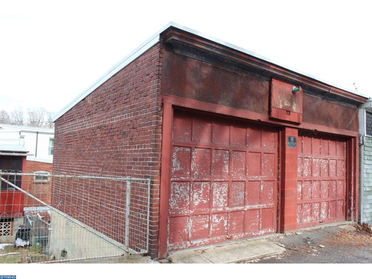 236 S 2nd St