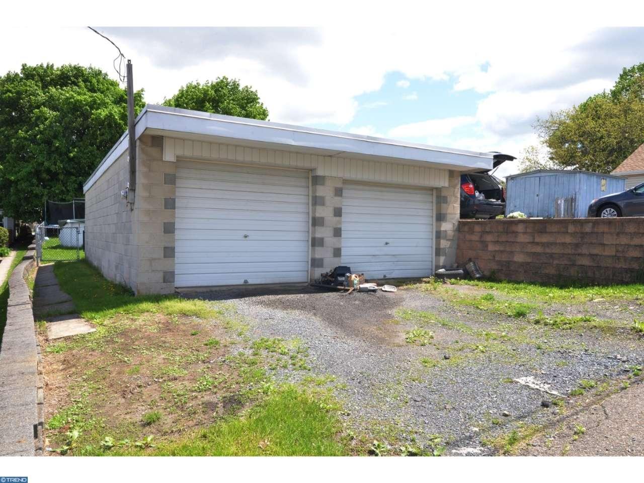 17 E Overlook Dr