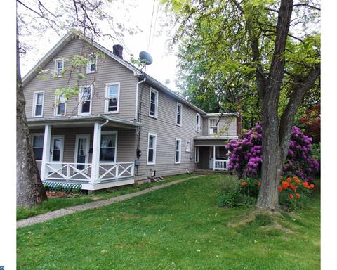 274 N 8th St