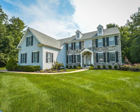 69 Squirrel Rd